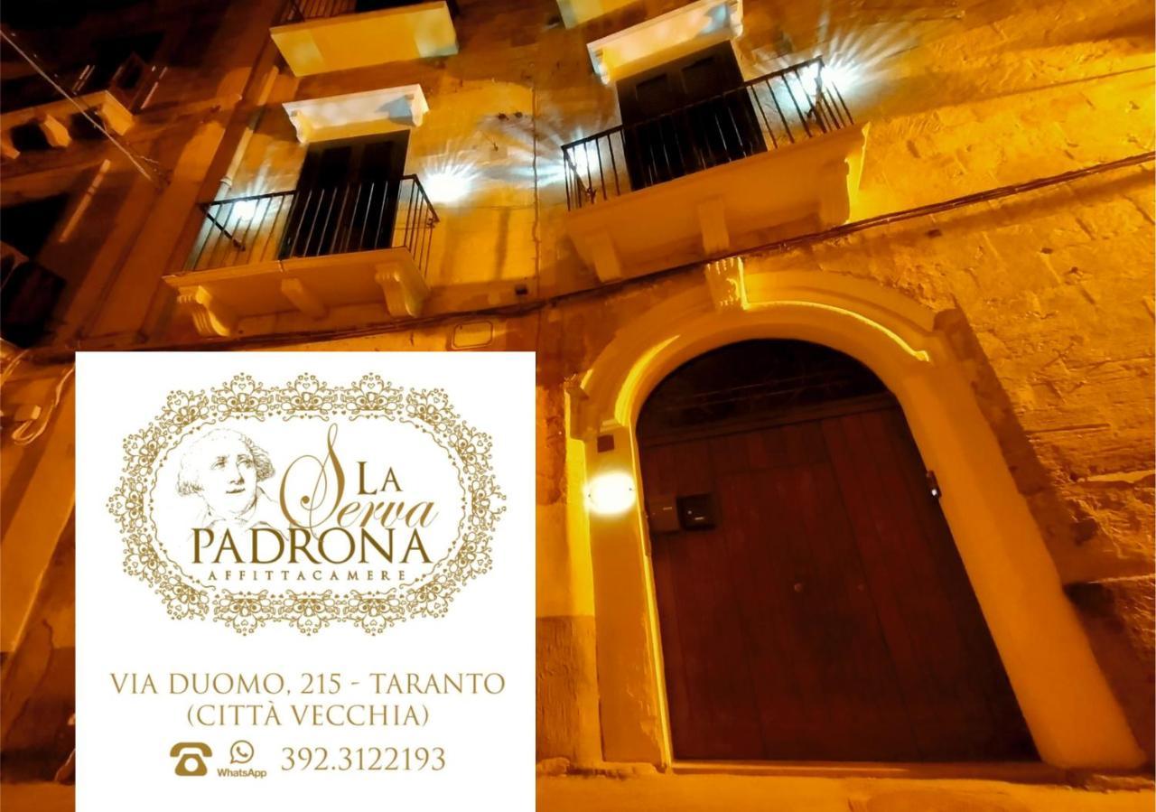 La Serva Padrona Taranto Bagian luar foto